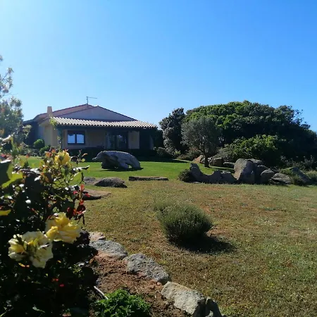 Fioredda Kır Evi Aglientu