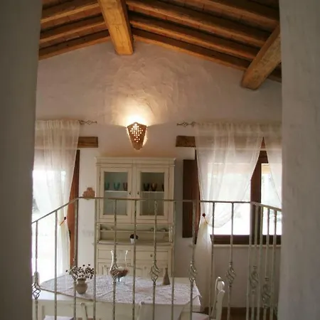 Fioredda Kır Evi Aglientu